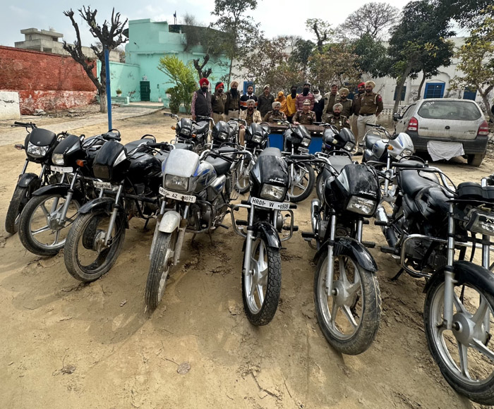 Shutrana police arrested 13 stolen motorcycles, a fugitive too